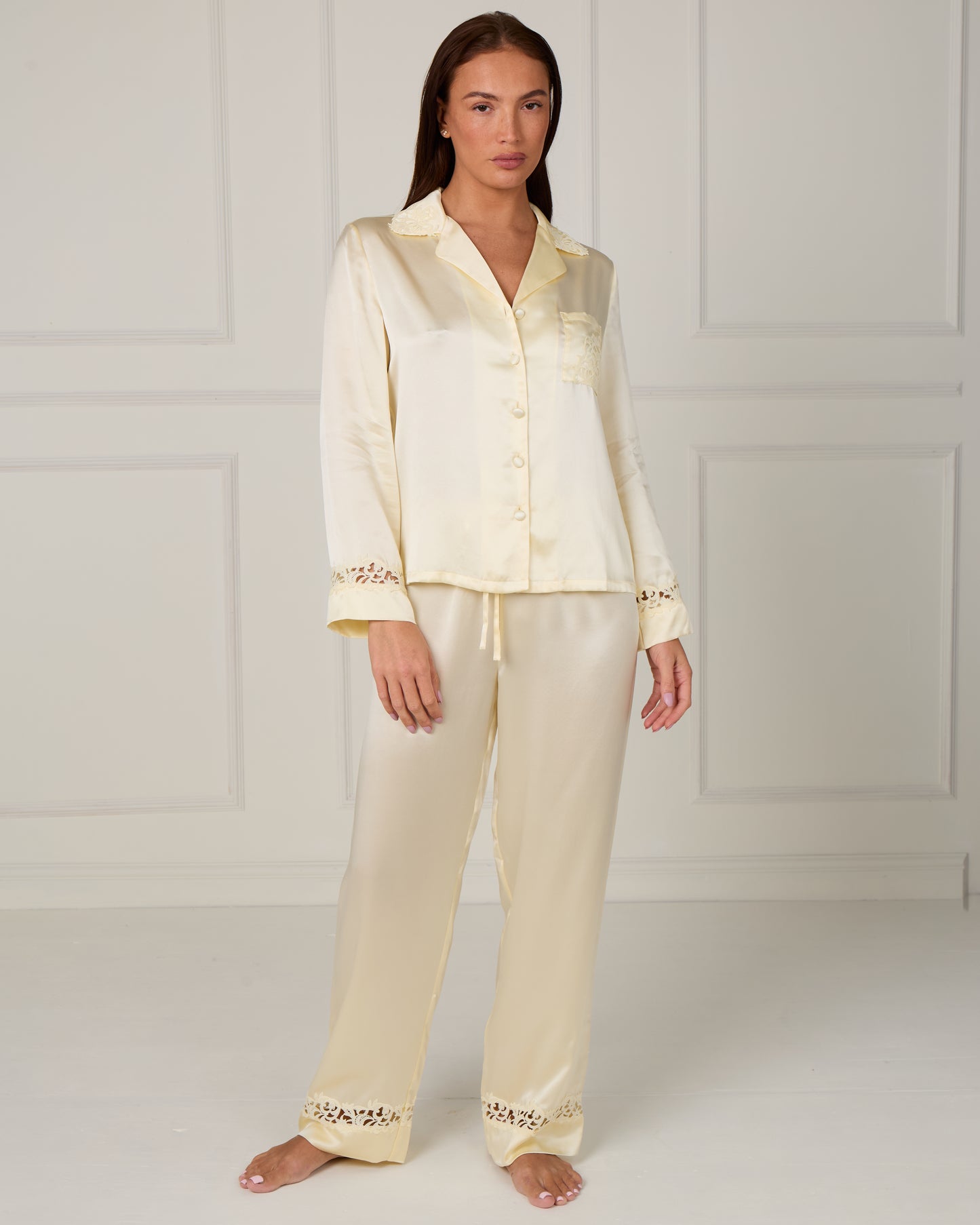 Nivora - Silk Pyjama Set